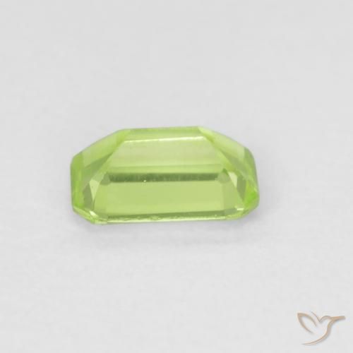 Peridoto Verde chiaro naturale da 0.51 ct, Ottagonale / Taglio smeraldo, VVS