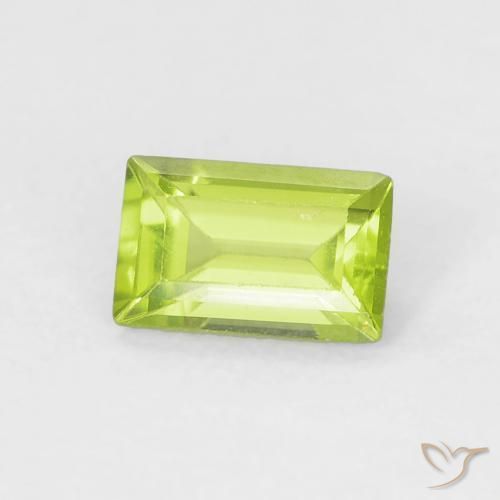 Peridoto Verde brillante naturale da 0.53 ct, Taglio a baguette, VVS-VS