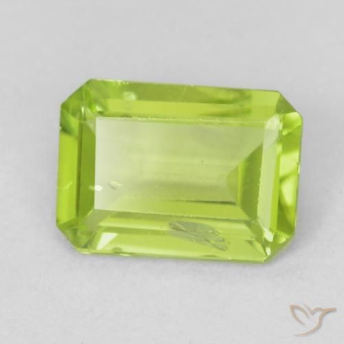 Peridoto Verde brillante naturale da 0.78 ct, Ottagonale / Taglio smeraldo, VS-SI