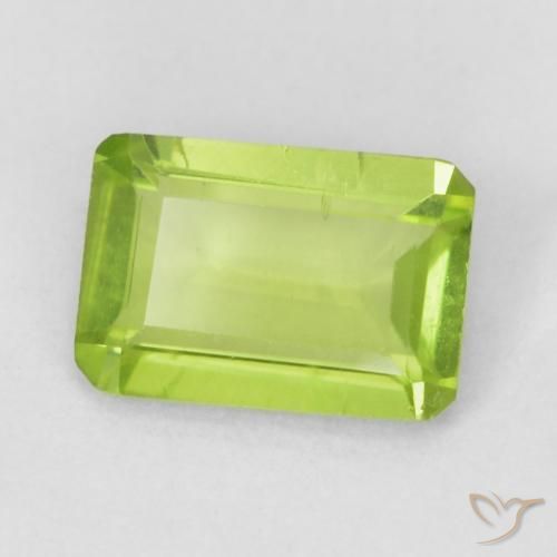 Peridoto Verde medio naturale da 0.76 ct, Ottagonale / Taglio smeraldo, VS