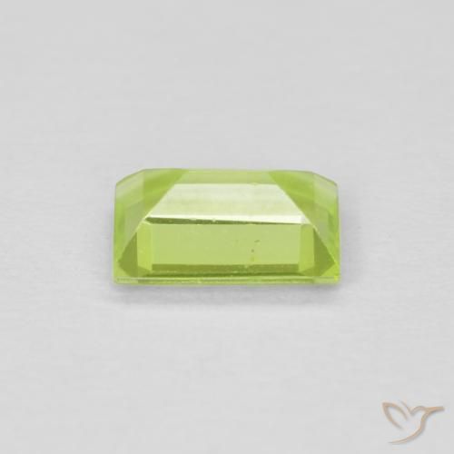 Peridoto Verde medio naturale da 0.56 ct, Taglio a baguette, VVS-VS