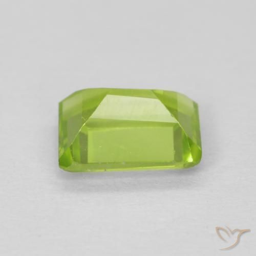 Peridoto Verde brillante naturale da 0.98 ct, Ottagonale / Taglio smeraldo, VVS-VS