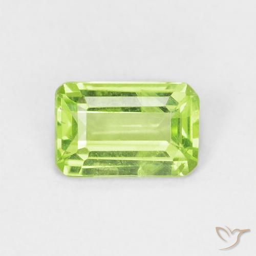 Peridoto Verde acceso naturale da 0.54 ct, Ottagonale / Taglio smeraldo, VS