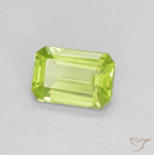 Peridoto Verde brillante naturale da 0.55 ct, Ottagonale / Taglio smeraldo, VS