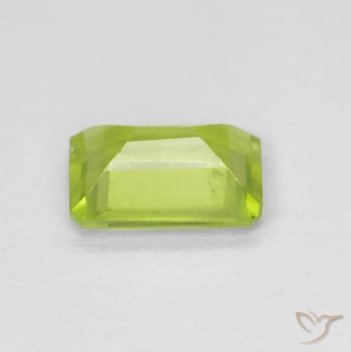 Peridoto Verde brillante naturale da 0.89 ct, Ottagonale / Taglio smeraldo, VS