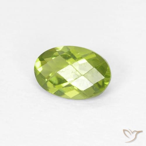 Peridoto Verde brillante naturale da 0.54 ct, Ovale, VS