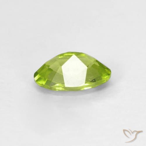 Peridoto Verde brillante naturale da 0.49 ct, Ovale, VS