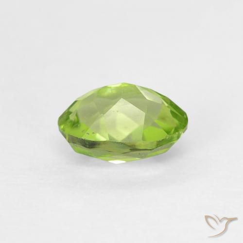 Peridoto Verde chiaro e vivace naturale da 0.70 ct, Ovale, VVS-VS