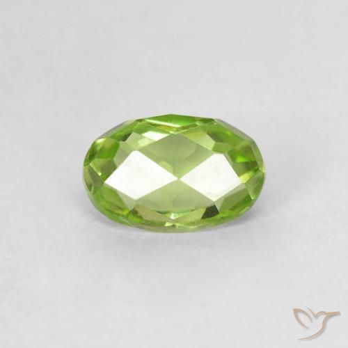 0.63ct Naturale Verde medio Peridoto, Ovale, VVS-VS