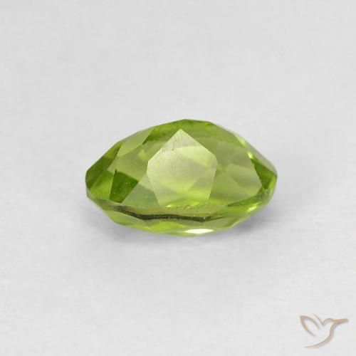 Peridoto Verde acceso naturale da 0.70 ct, Ovale, VVS-VS