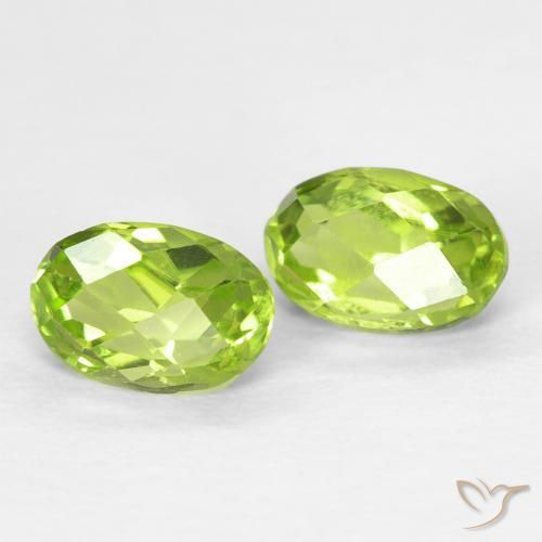 Gemme di Peridoto Verde acceso naturale da 1.28 ct, Ovale, VS