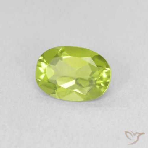 Peridoto Verde giallastro naturale da 0.79 ct, Ovale, VVS-VS