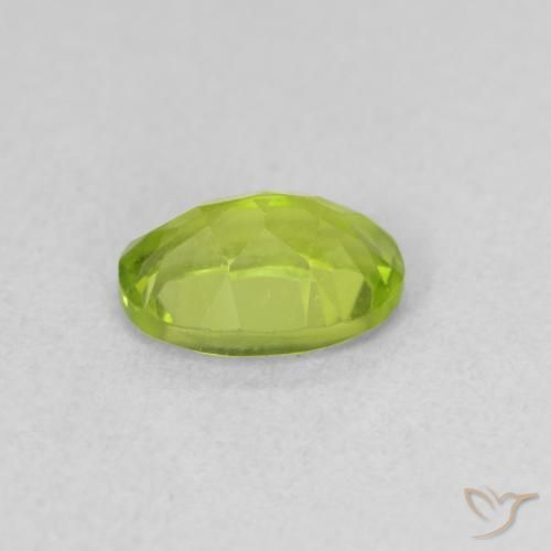 Peridoto Verde giallastro vivace naturale da 0.95 ct, Ovale, VVS-VS