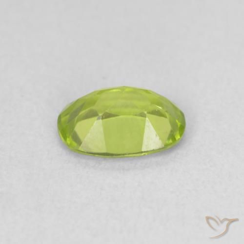 Peridoto Verde giallastro vivace naturale da 0.91 ct, Ovale, VVS-VS