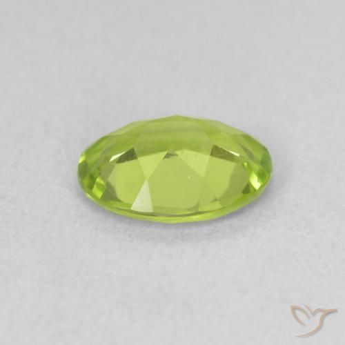Peridoto Verde giallastro vivace naturale da 1.07 ct, Ovale, VVS-VS
