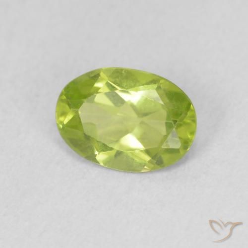 Peridoto Verde giallastro vivace naturale da 0.85 ct, Ovale, VS