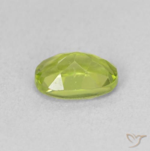 Peridoto Verde giallastro naturale da 0.92 ct, Ovale, VS
