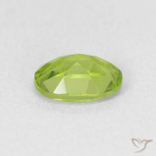 Peridoto Verde acceso naturale da 0.96 ct, Ovale, VS