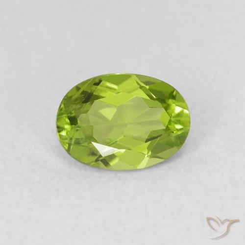 Peridoto Verde acceso naturale da 0.86 ct, Ovale, VS