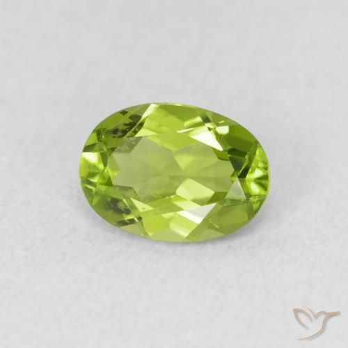 Peridoto Verde acceso naturale da 0.86 ct, Ovale, VS