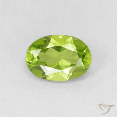 0.98ct Naturale Verde acceso Peridoto, Ovale, VS