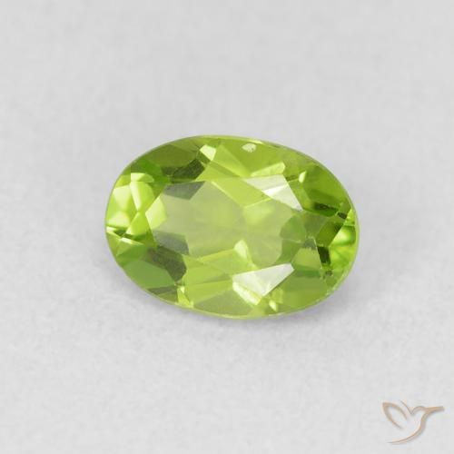 Peridoto Verde acceso naturale da 0.98 ct, Ovale, VS