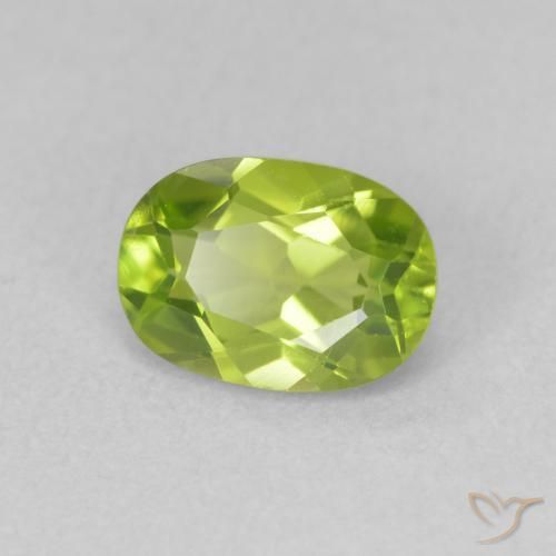 Peridoto Verde giallastro naturale da 0.96 ct, Ovale, VS