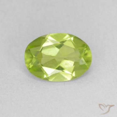 0.76ct Naturale Verde brillante Peridoto, Ovale, VS