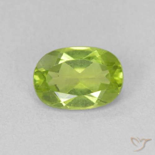 0.93ct Naturale Verde medio Peridoto, Ovale, VS