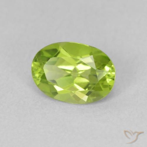 Peridoto Verde acceso naturale da 0.92 ct, Ovale, VS