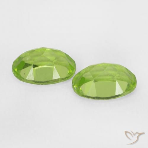 Gemme di Peridoto Verde acceso naturale da 1.85 ct, Ovale, VVS-VS