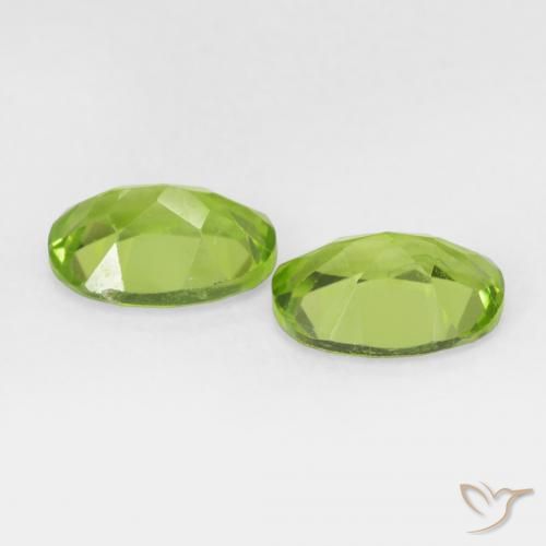 Gemme di Peridoto Verde acceso naturale da 1.75 ct, Taglio ovale, VS