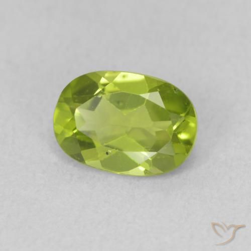 Peridoto Verde giallastro naturale da 0.96 ct, Ovale, VS