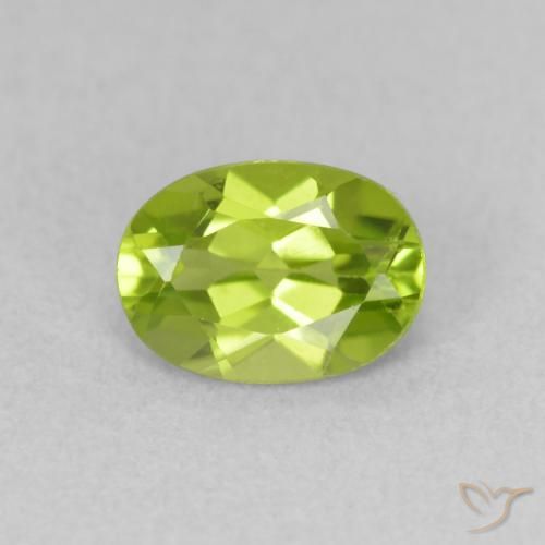 0.95ct Naturale Verde medio Peridoto, Ovale, VVS-VS