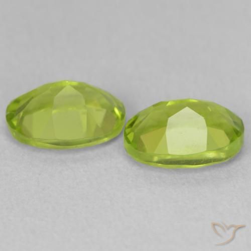 Gemme di Peridoto Verde acceso naturale da 2.01 ct, Ovale, VS
