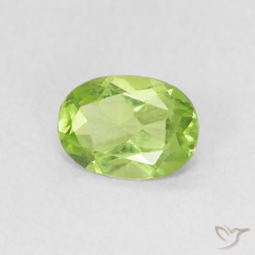Peridoto Verde chiaro e vivace naturale da 0.78 ct, Ovale, VVS