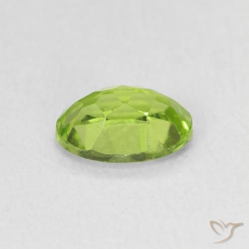 Peridoto Verde giallastro naturale da 0.94 ct, Ovale, VS