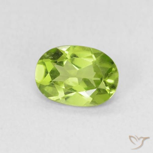 Peridoto Verde acceso naturale da 0.79 ct, Ovale, VVS-VS
