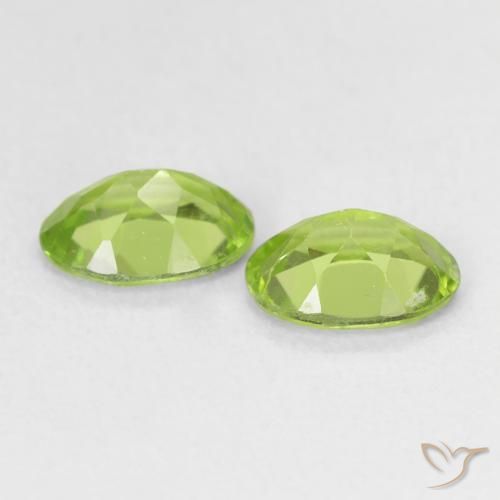 Gemme di Peridoto Verde chiaro e vivace naturale da 1.56 ct, Ovale, VVS-VS