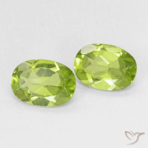 Gemme di Peridoto Verde brillante naturale da 1.73 ct, Ovale, VS