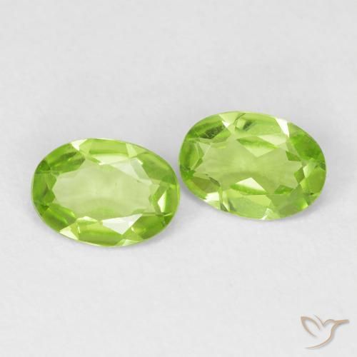 Gemme di Peridoto Verde medio naturale da 1.33 ct, Ovale, VVS