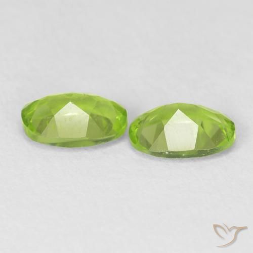Gemme di Peridoto Verde giallastro naturale da 1.75 ct, Ovale, VVS-VS