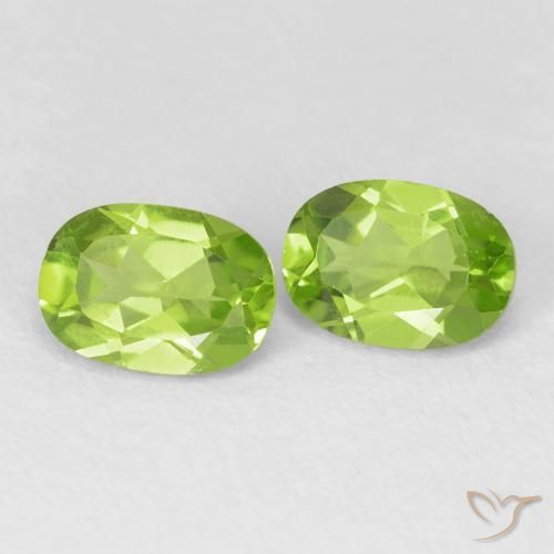 Gemme di Peridoto Verde medio naturale da 1.92 ct, Ovale, VVS-VS