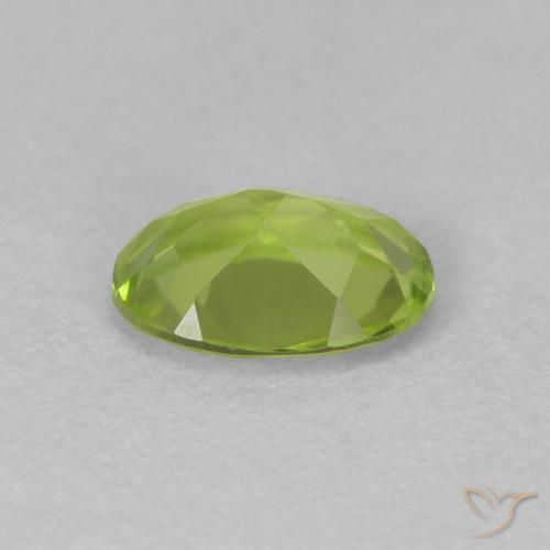 Peridoto Verde medio naturale da 0.85 ct, Ovale, VVS
