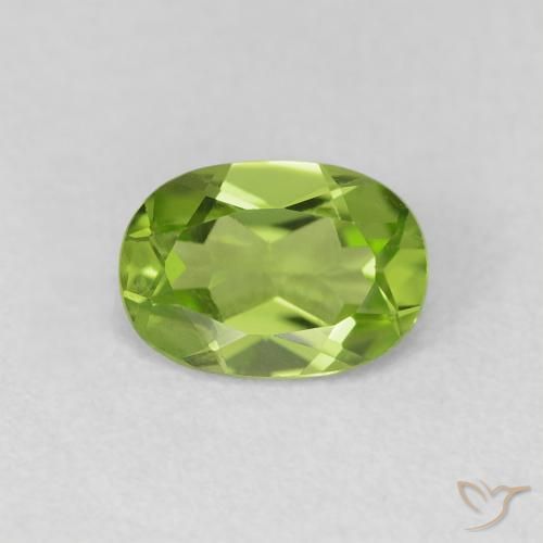 0.87ct Naturale Verde medio Peridoto, Ovale, VVS-VS