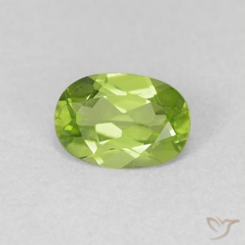 Peridoto Verde acceso naturale da 0.80 ct, Ovale, VVS-VS