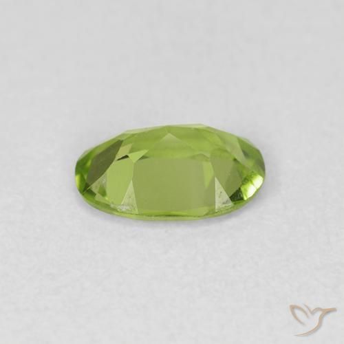 Peridoto Verde acceso naturale da 0.70 ct, Ovale, VVS-VS