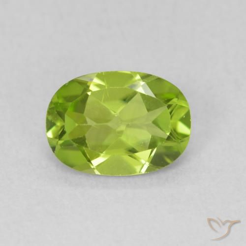 0.84ct Naturale Verde acceso Peridoto, Ovale, VS