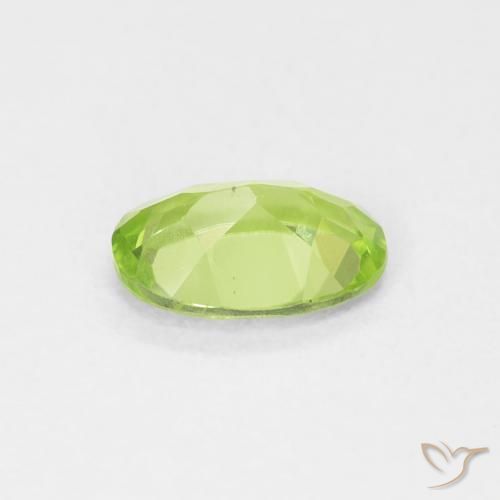 Peridoto Verde medio naturale da 0.77 ct, Ovale, VVS-VS