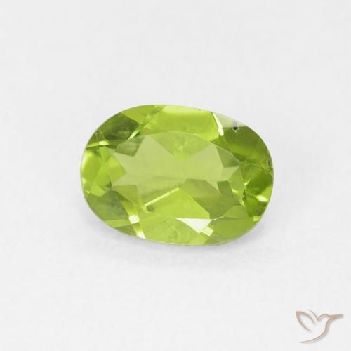 Peridoto Verde acceso naturale da 0.93 ct, Ovale, VS